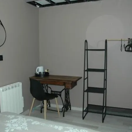 Cosy Pres Du Mans Avec Jardin, Piscine Et Parking, Ideal Pour 4 Pers. - Fr-1-410-388 *