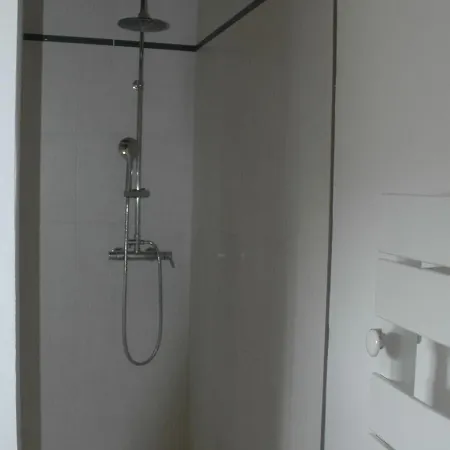 Cosy Pres Du Mans Avec Jardin, Piscine Et Parking, Ideal Pour 4 Pers. - Fr-1-410-388 컨트리하우스 Changé