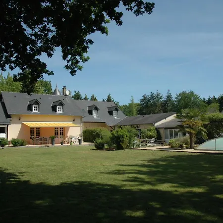 Cosy Pres Du Mans Avec Jardin, Piscine Et Parking, Ideal Pour 4 Pers. - Fr-1-410-388
