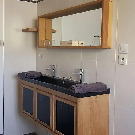 Cosy Pres Du Mans Avec Jardin, Piscine Et Parking, Ideal Pour 4 Pers. - Fr-1-410-388 *