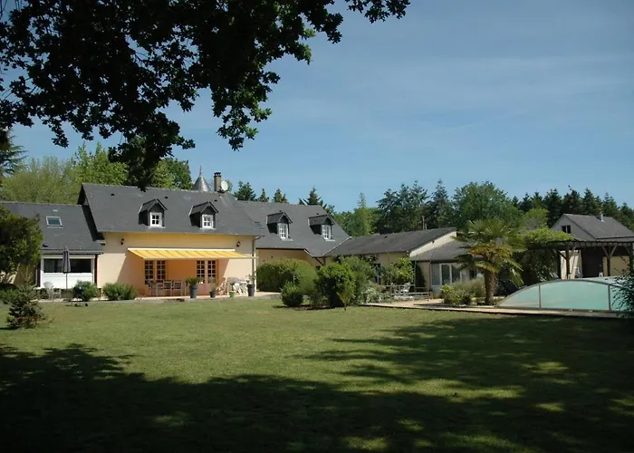 Cosy Pres Du Mans Avec Jardin, Piscine Et Parking, Ideal Pour 4 Pers. - Fr-1-410-388