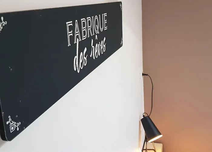 Cosy Près Du Mans Avec Jardin, Piscine Et Parking, Idéal Pour 4 Pers. - Fr-1-410-388