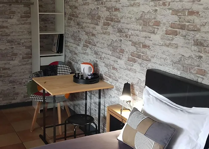 Cosy Près Du Mans Avec Jardin, Piscine Et Parking, Idéal Pour 4 Pers. - Fr-1-410-388 Casa vacanze Changé