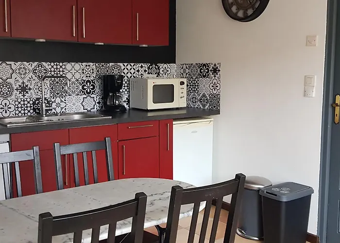 Cosy Près Du Mans Avec Jardin, Piscine Et Parking, Idéal Pour 4 Pers. - Fr-1-410-388 Casa vacanze