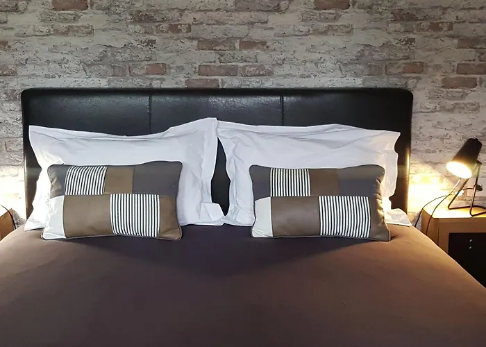 Cosy Près Du Mans Avec Jardin, Piscine Et Parking, Idéal Pour 4 Pers. - Fr-1-410-388 Casa vacanze Changé